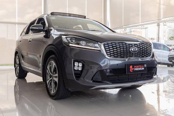 KIA SORENTO 3.5 V6 GASOLINA EX 7L AWD AUTOMATICO KIA SORENTO 3.5 V6 GASOLINA EX 7L AWD AUTOMATICO